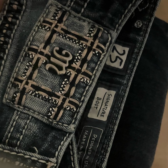 Miss Me signature bootcut jeans 25” - Picture 6 of 6